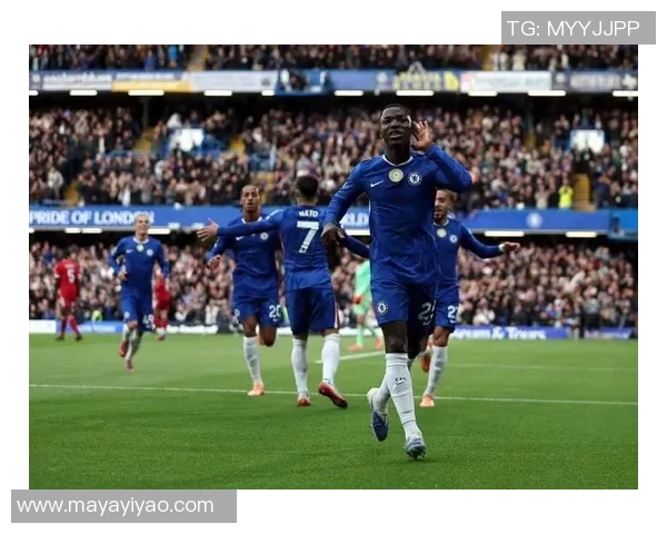 英超激战：里昂6-2逆袭切尔西绝杀时刻引发全场狂欢解析战术细节