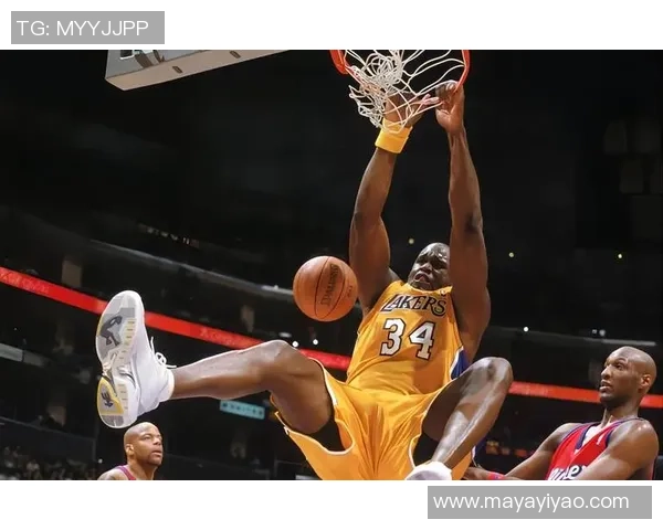 姚明篮下无敌的传奇时刻与篮球技艺的完美结合