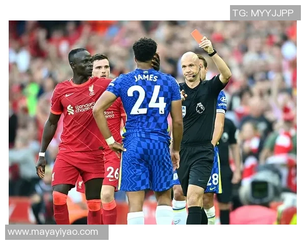 中超精彩对决曼联与切尔西战成平局乌龙球引发全场热烈反响