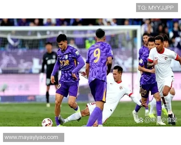 中超精彩对决那不勒斯逆转多特蒙德引发争议判罚全场沸腾