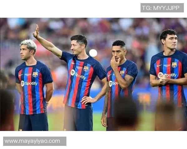 西甲激战:那不勒斯与巴萨战成平局补时进球点燃全场激情 西甲激战:那不勒斯与巴萨战成平局补时进球点燃全场激情