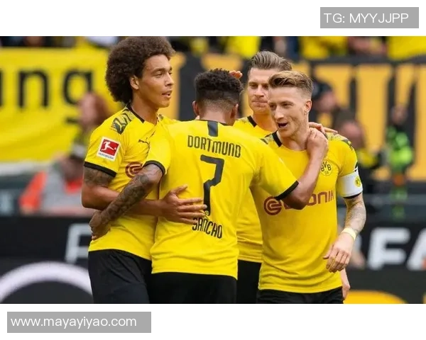 国王杯曼联大胜多特蒙德神奇扑救引发全场狂欢赛后深度解析 国王杯曼联大胜多特蒙德神奇扑救引发全场狂欢赛后深度解析