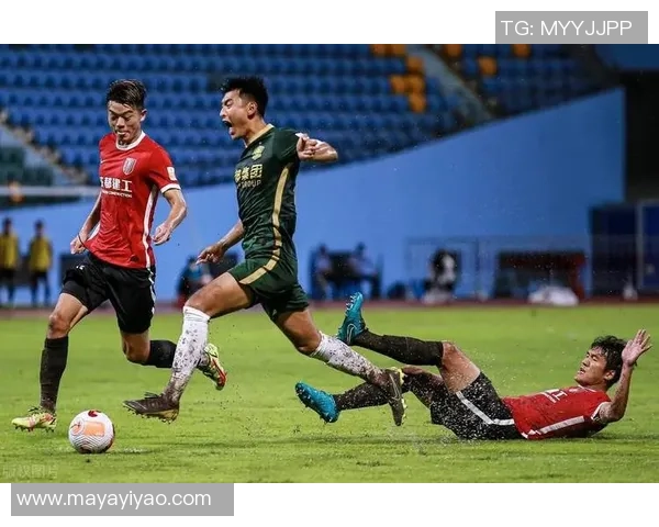 中超热战巴萨逆转波尔图引发转会风波全场沸腾