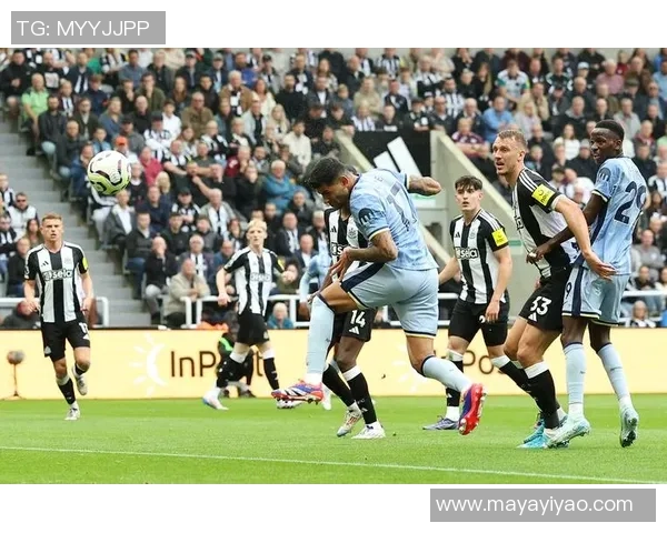 德甲激战热刺与莱比锡战成平局点球大战引发全场狂欢